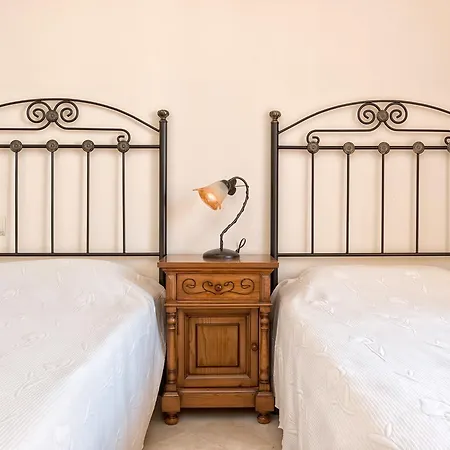 Elviria Apartment Marbella